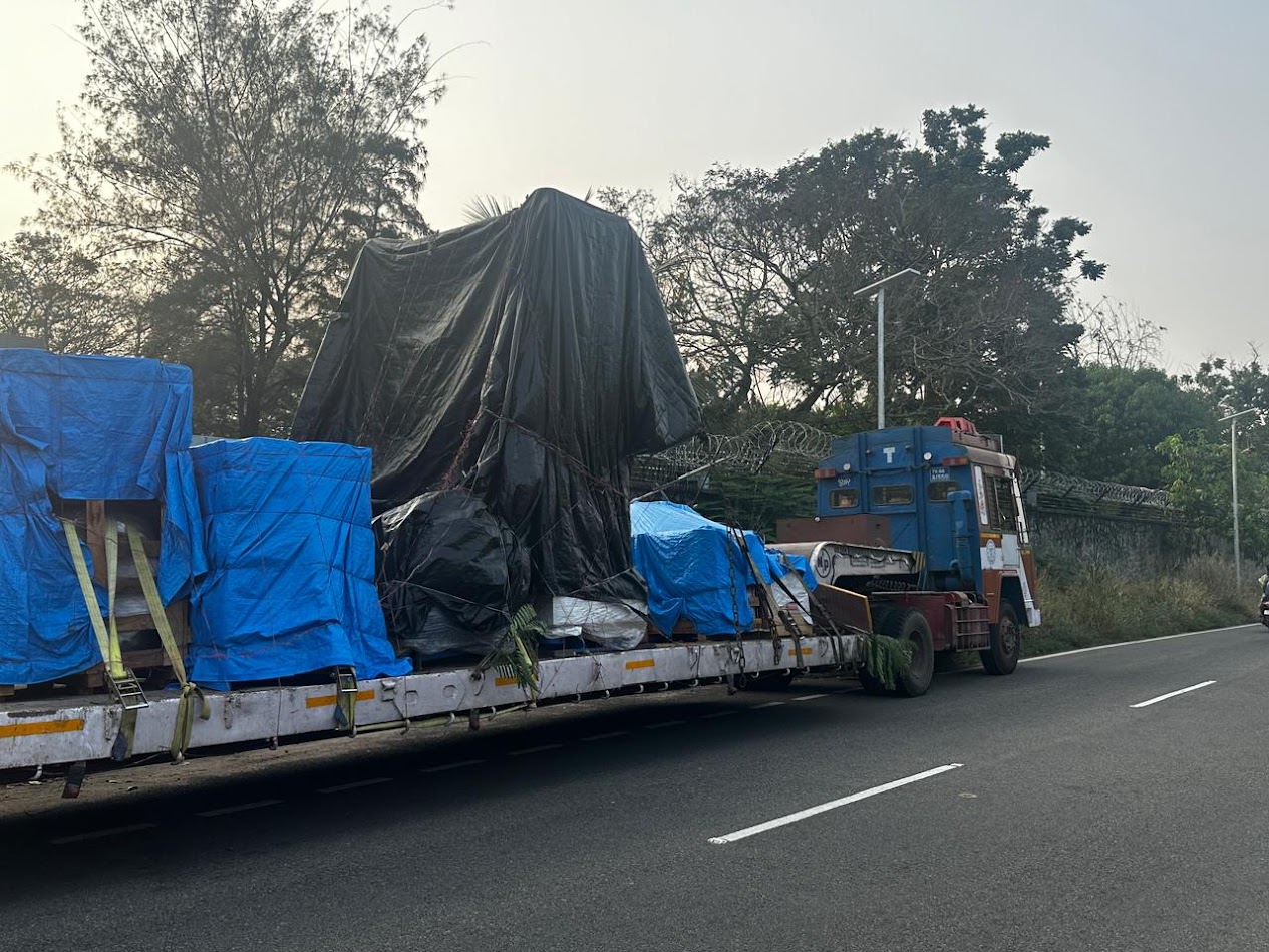 Large cargo on a trailer